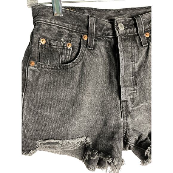 Levis 501 Black Jeans Button Fly Mid-Rise Raw Hem Distressed Size 24 - Picture 5 of 11